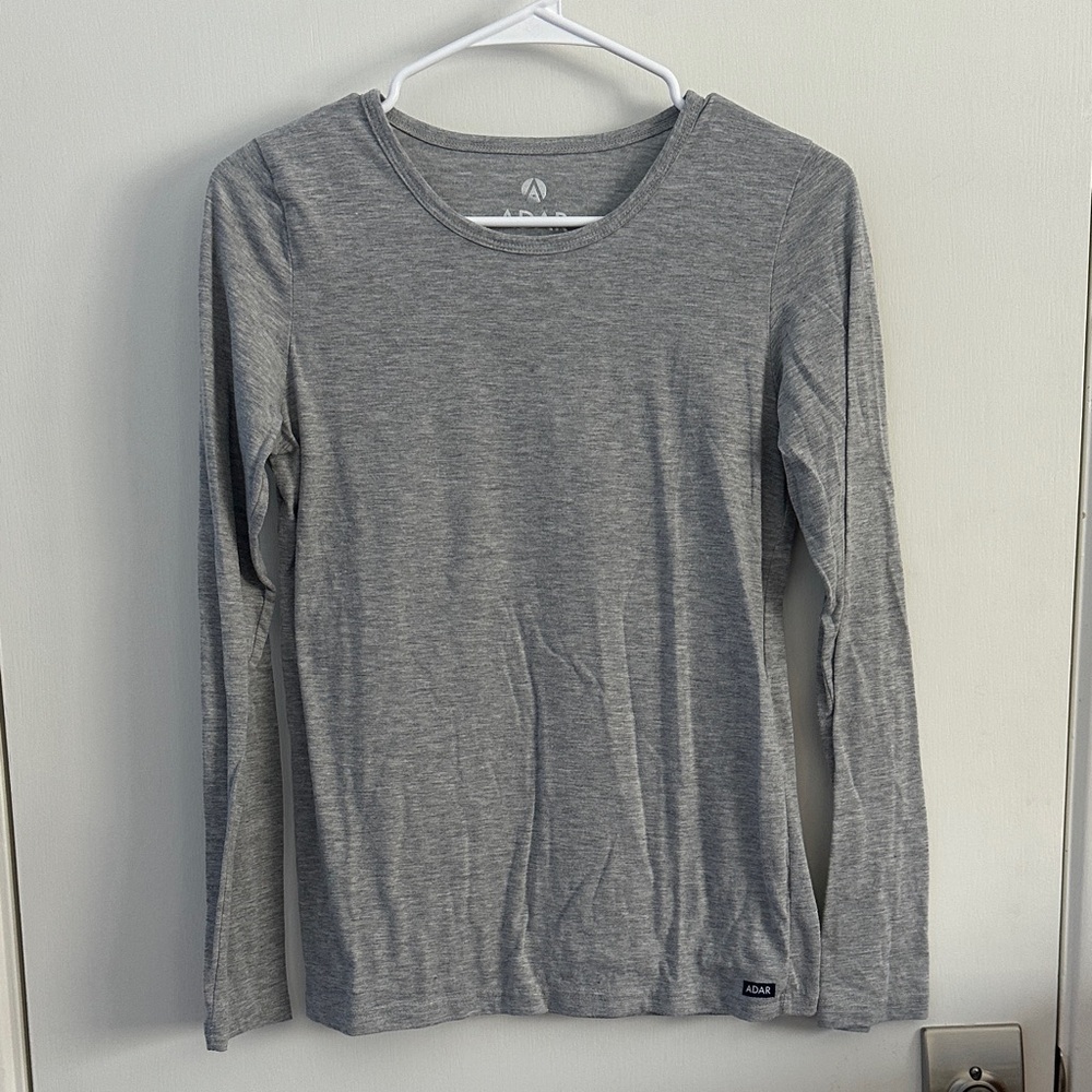 ADAR Gray Long Sleeve Women's Underscrubs Top